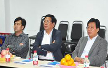 洛陽(yáng)市委副書記、市長(zhǎng)李柳身先生一行蒞臨洛陽(yáng)市青峰網(wǎng)絡(luò)科技有限公司